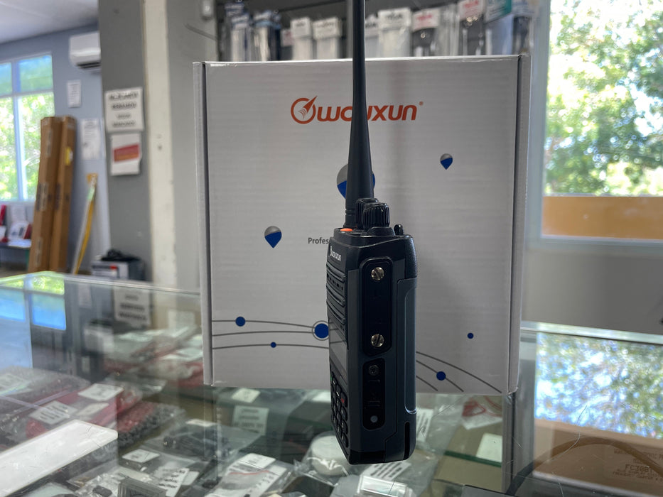 Wouxun KG-T76